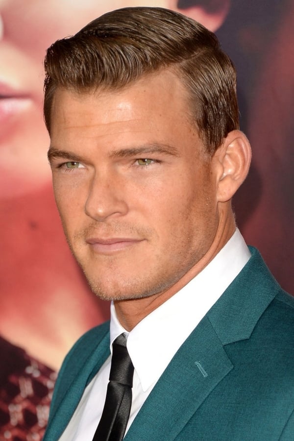 Alan Ritchson.jpg