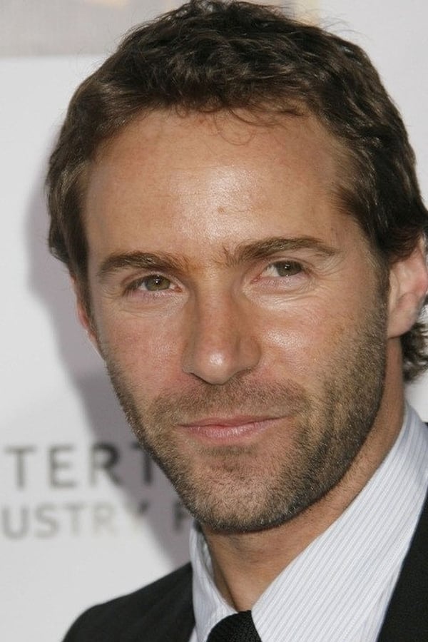 Alessandro Nivola.jpg