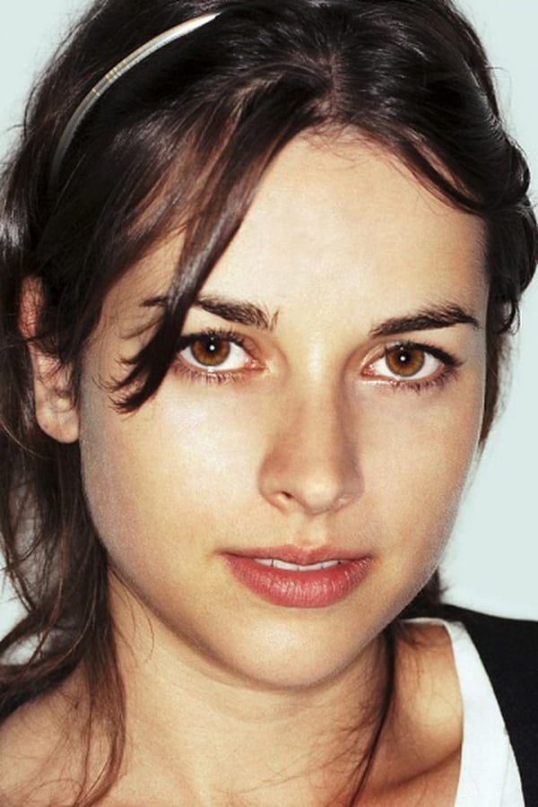 Amelia Warner.jpg