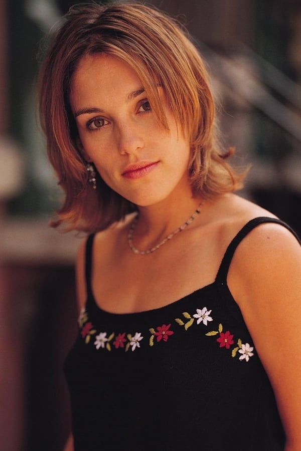 Amy Jo Johnson.jpg