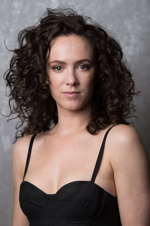 Amy Manson.jpg