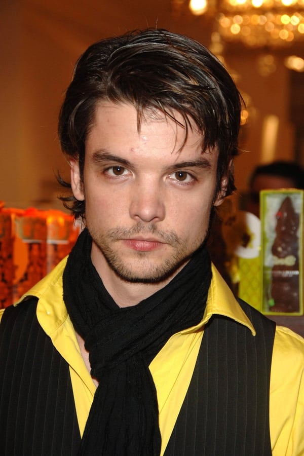 Andrew-Lee Potts.jpg