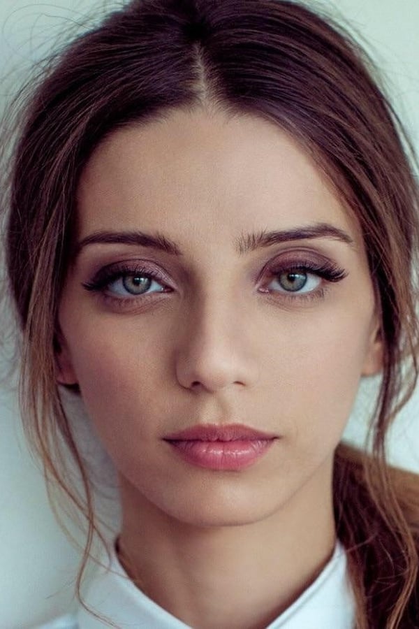 Angela Sarafyan.jpg