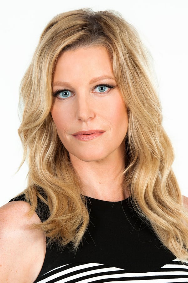 Anna Gunn.jpg