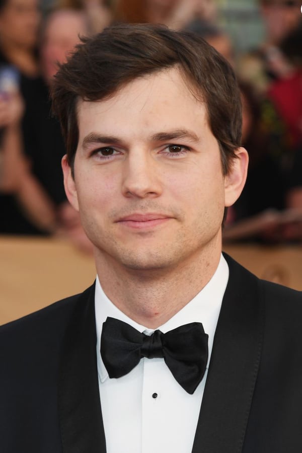 Ashton Kutcher.jpg