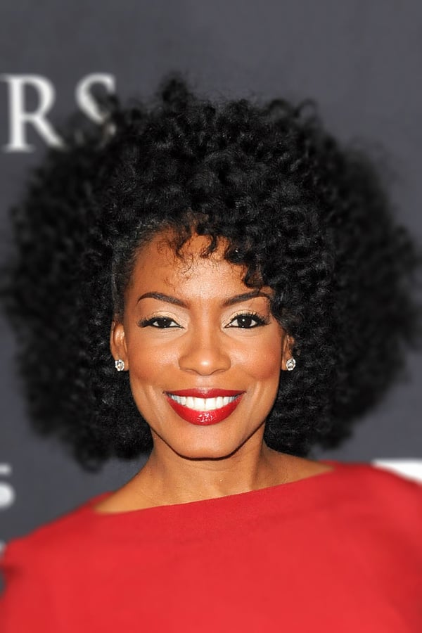 Aunjanue Ellis.jpg