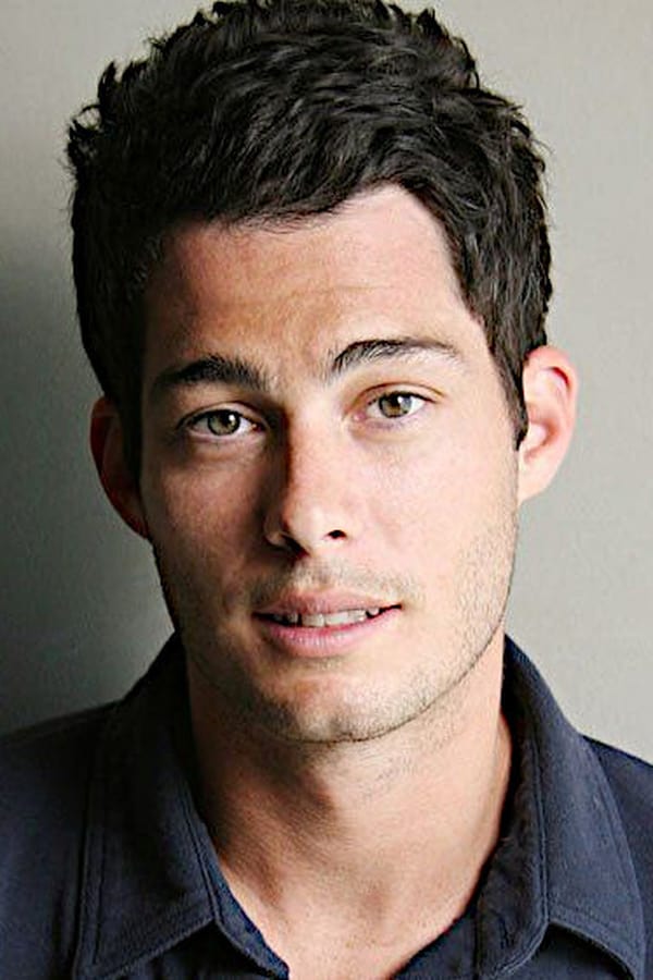 Brian Hallisay.jpg