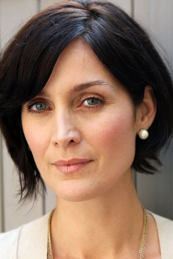 Carrie-Anne Moss.jpg