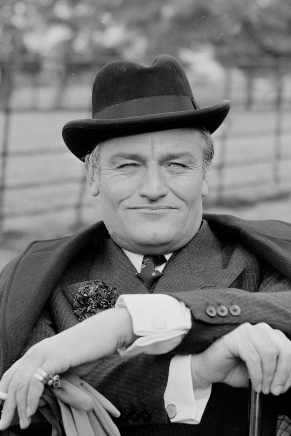 Charles Gray.jpg