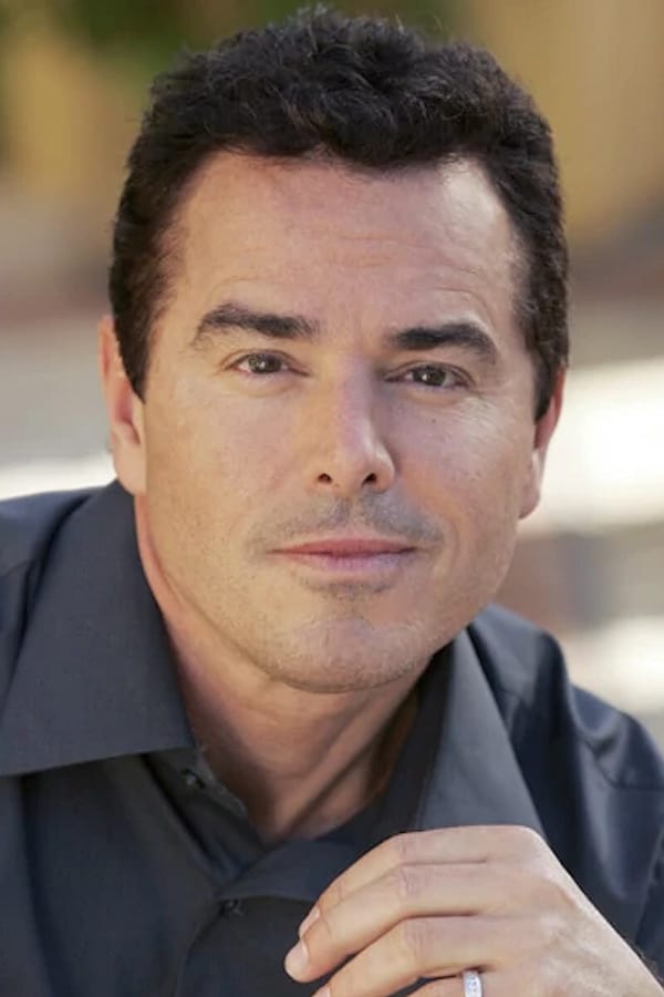 Christopher Knight.jpg