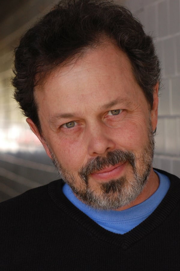 Curtis Armstrong.jpg