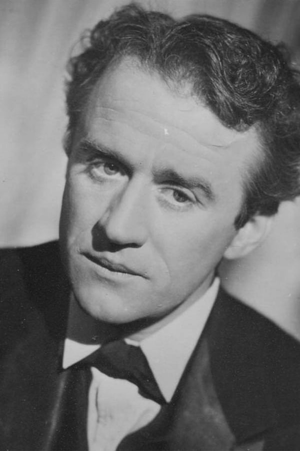 Cyril Cusack.jpg