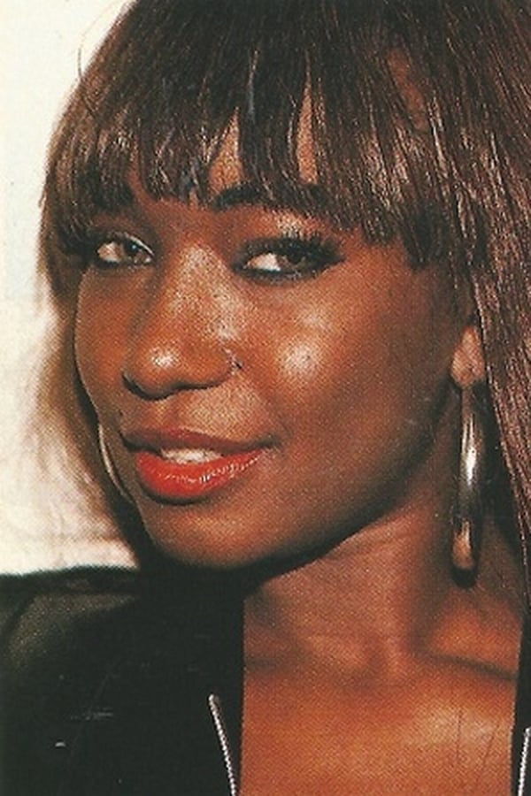 Dominique Simone.jpg