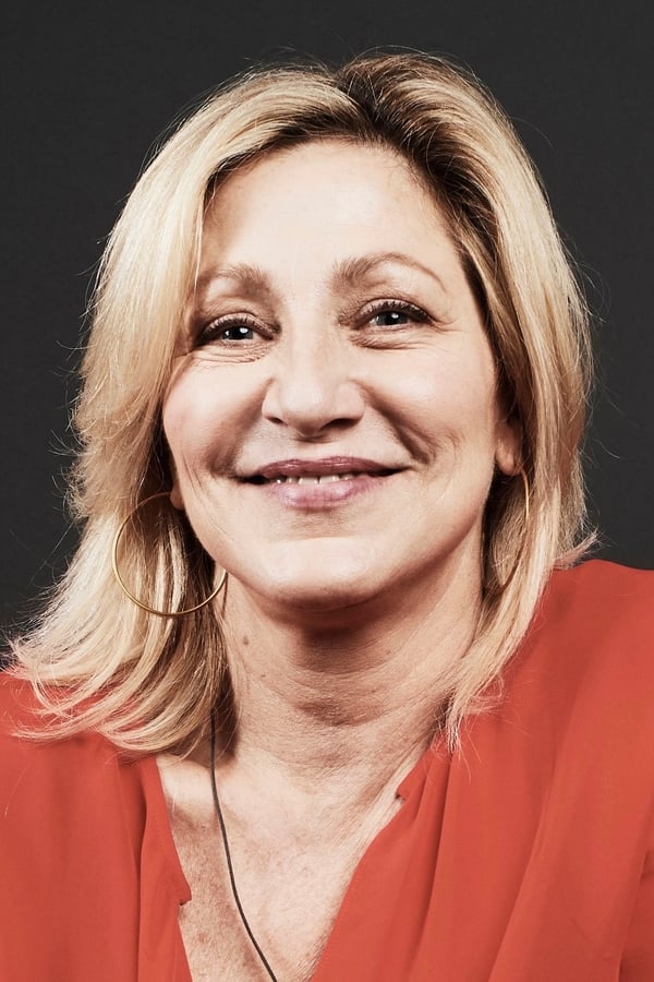 Edie Falco.jpg