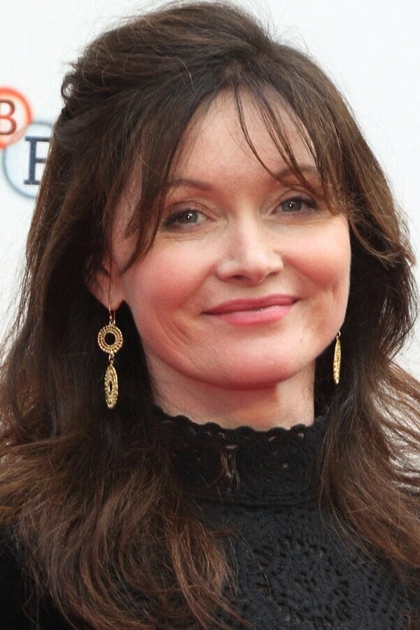 Essie Davis.jpg