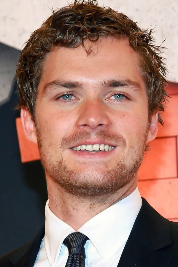 Finn Jones.jpg