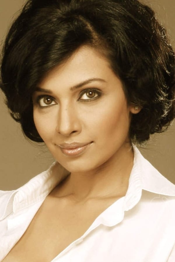 Flora Saini.jpg