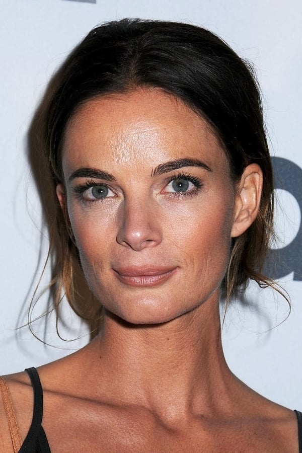 Gabrielle Anwar.jpg