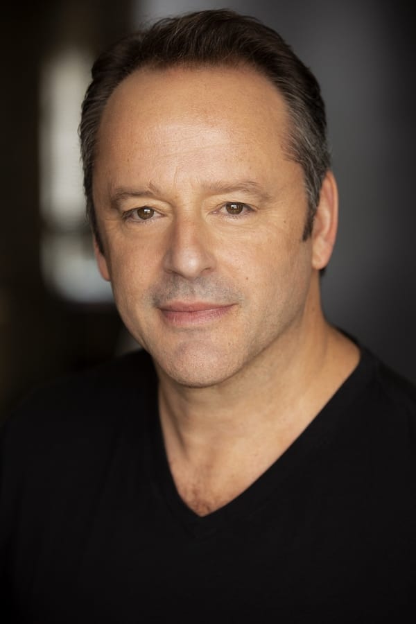 Gil Bellows.jpg