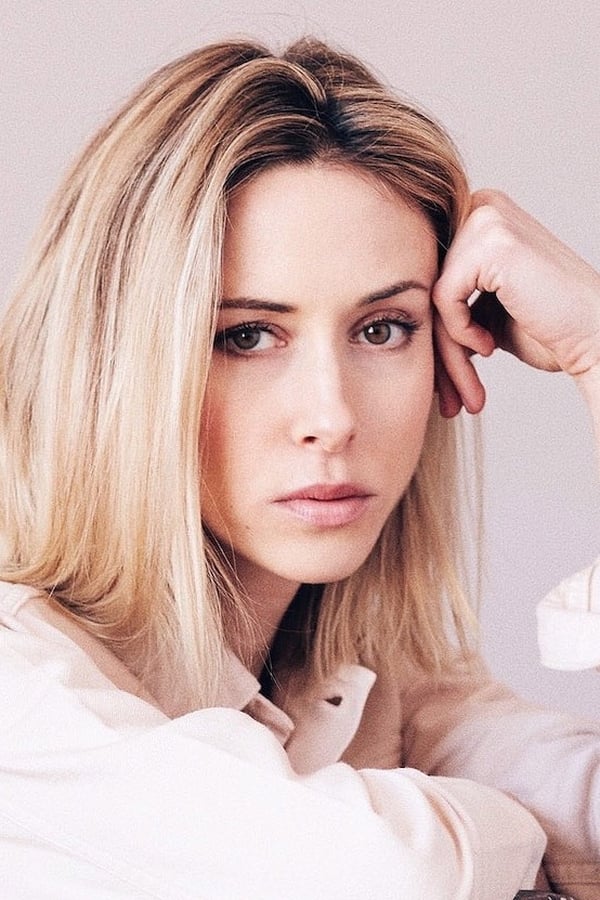 Gillian Zinser.jpg