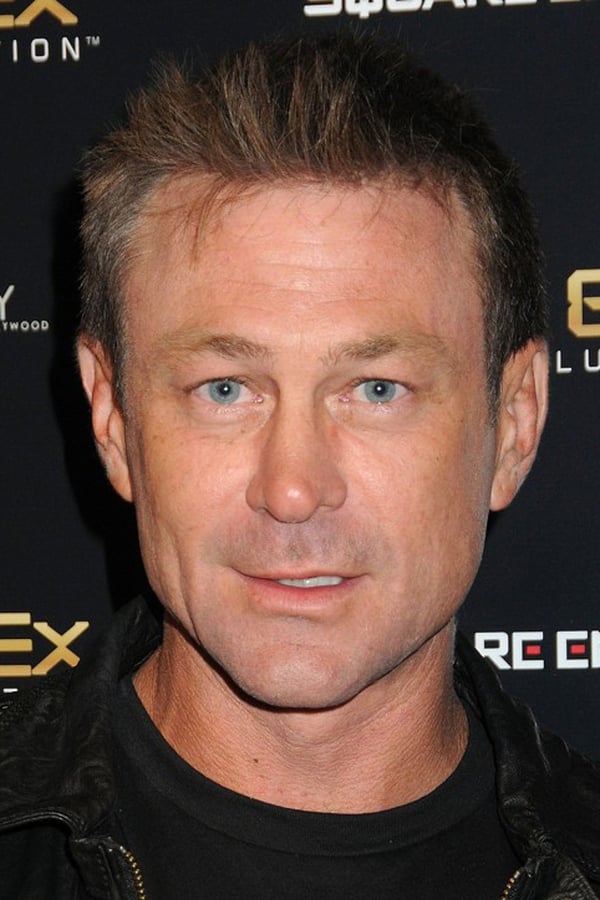 Grant Bowler.jpg