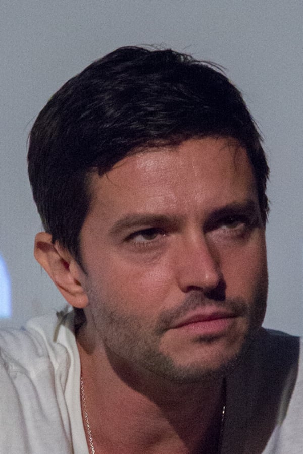 Jason Behr.jpg