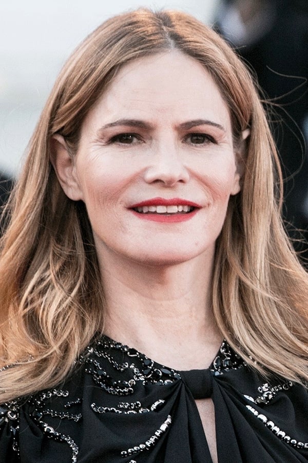 Jennifer Jason Leigh.jpg