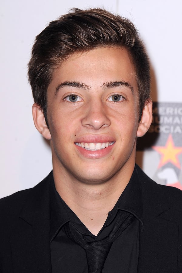 Jimmy Bennett.jpg