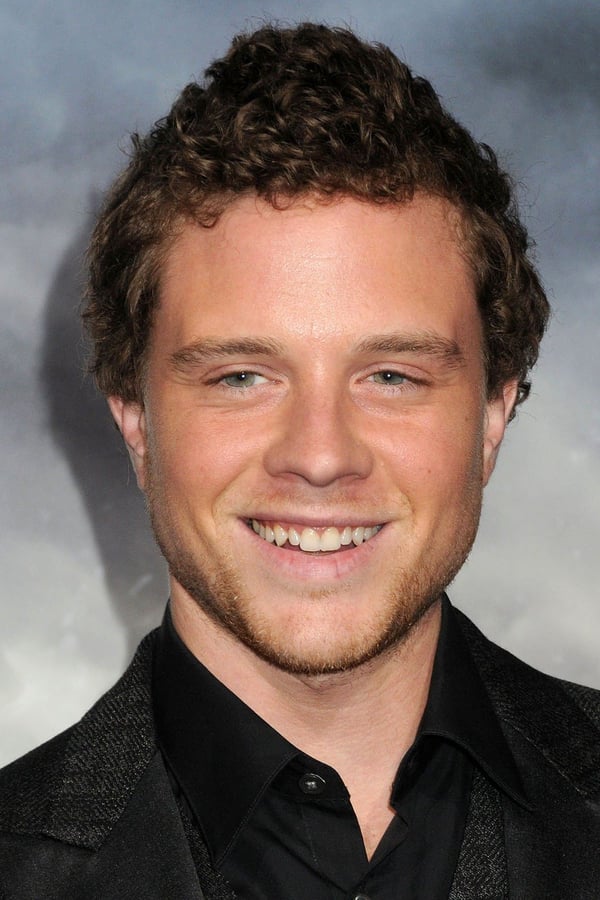 Jonny Weston.jpg