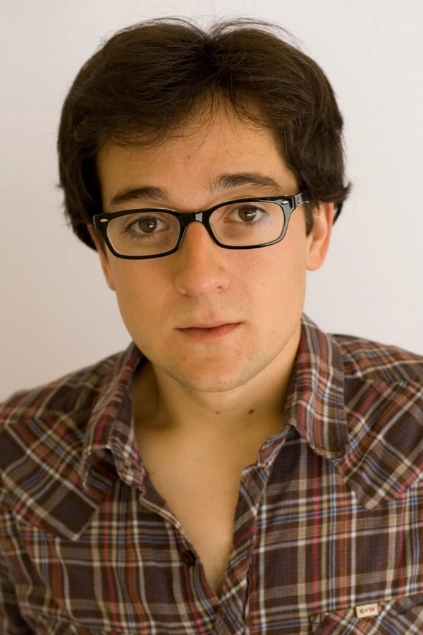 Josh Brener.jpg