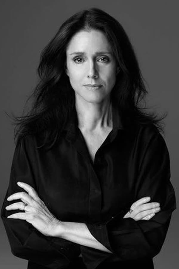 Julie Taymor.jpg