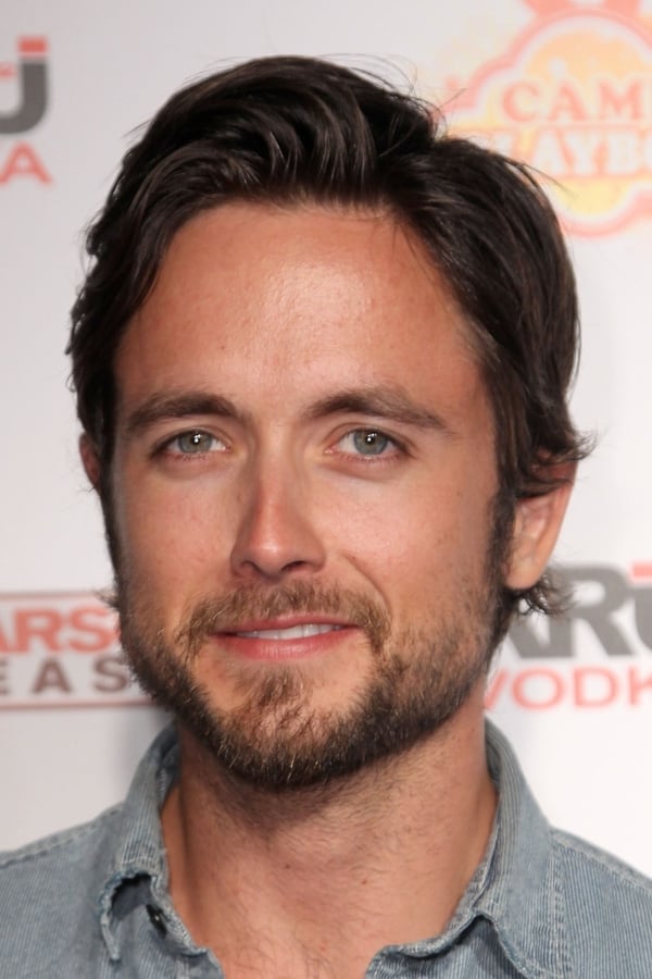 Justin Chatwin.jpg