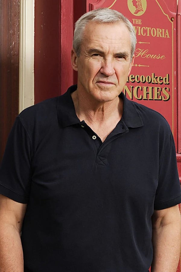 Larry Lamb.jpg