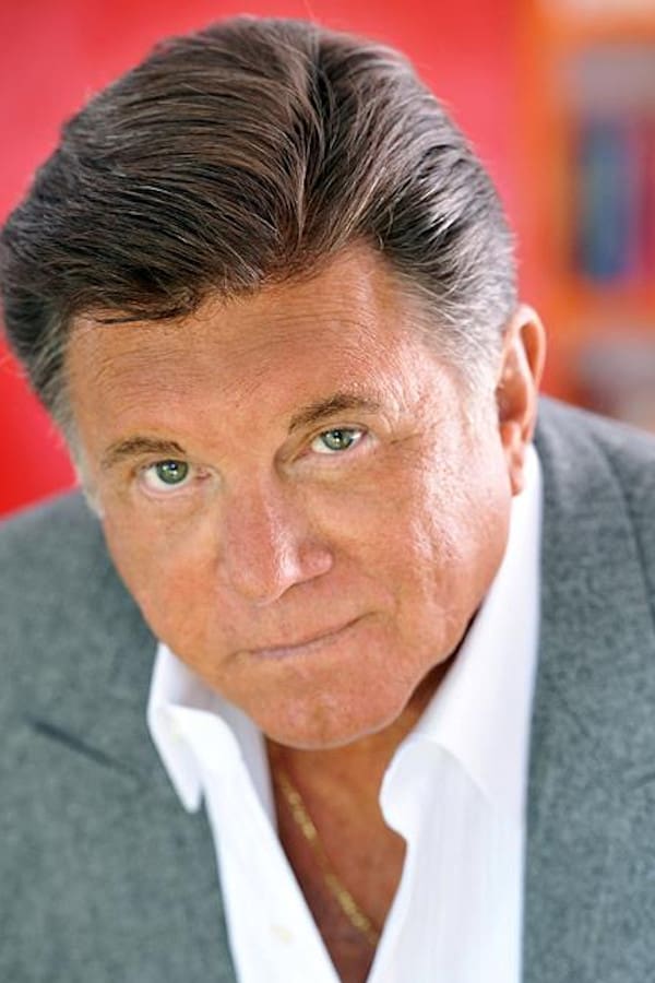 Larry Manetti.jpg