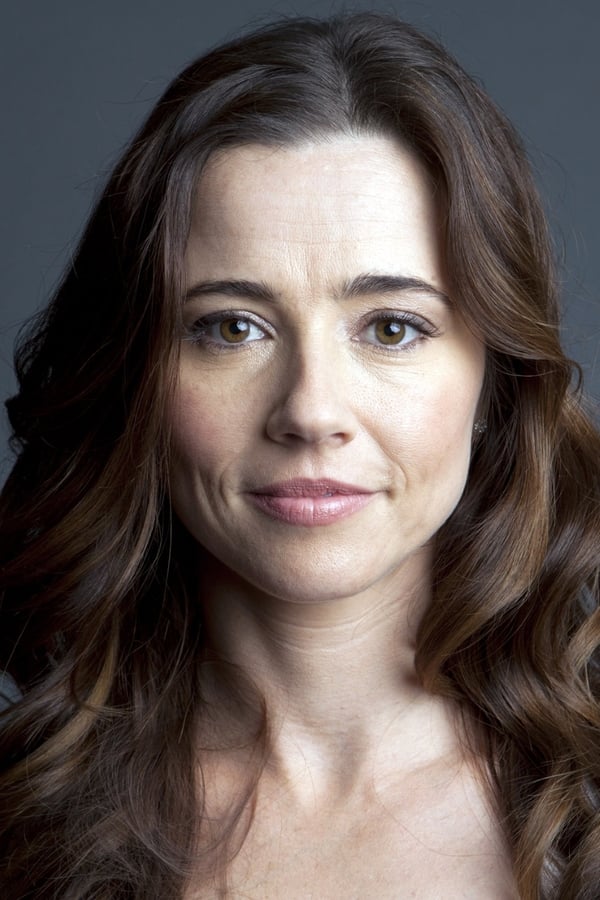 Linda Cardellini.jpg