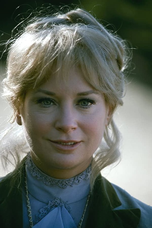 Lois Nettleton.jpg