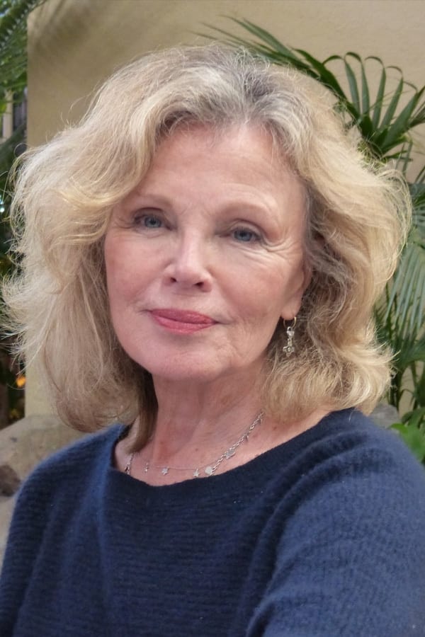 Marta Kristen.jpg