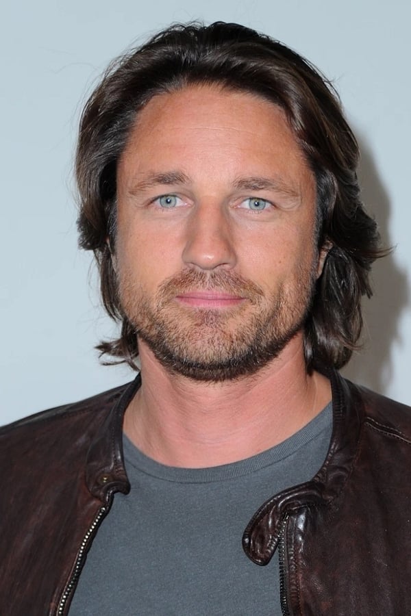 Martin Henderson.jpg