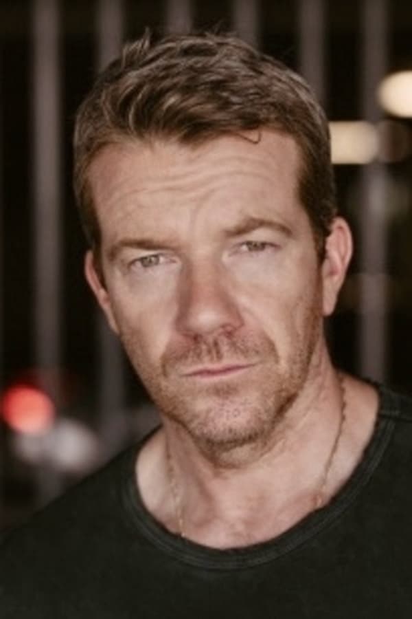 Max Beesley.jpg