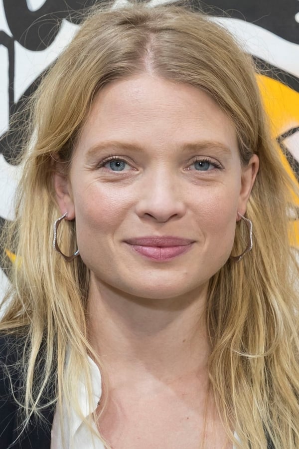 Mélanie Thierry.jpg