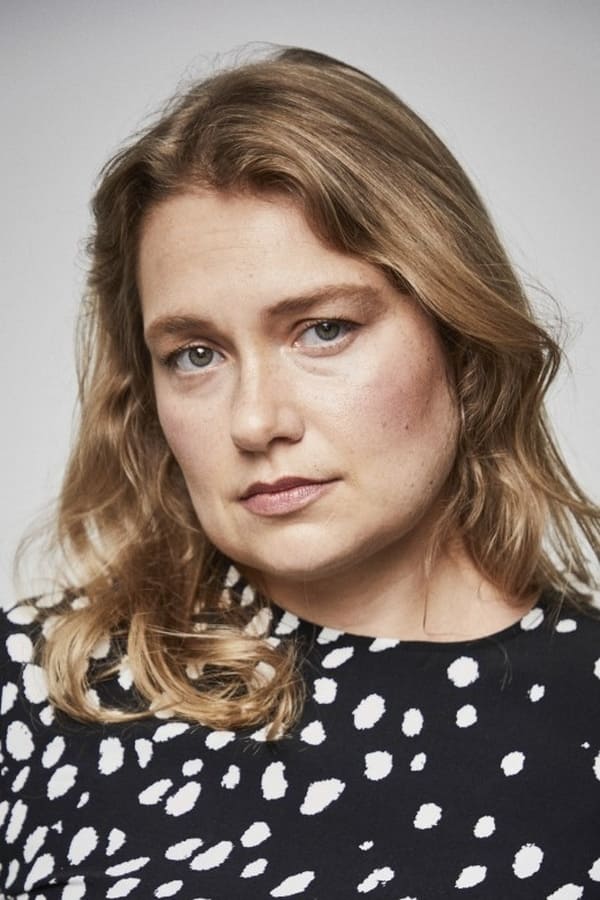 Merritt Wever.jpg