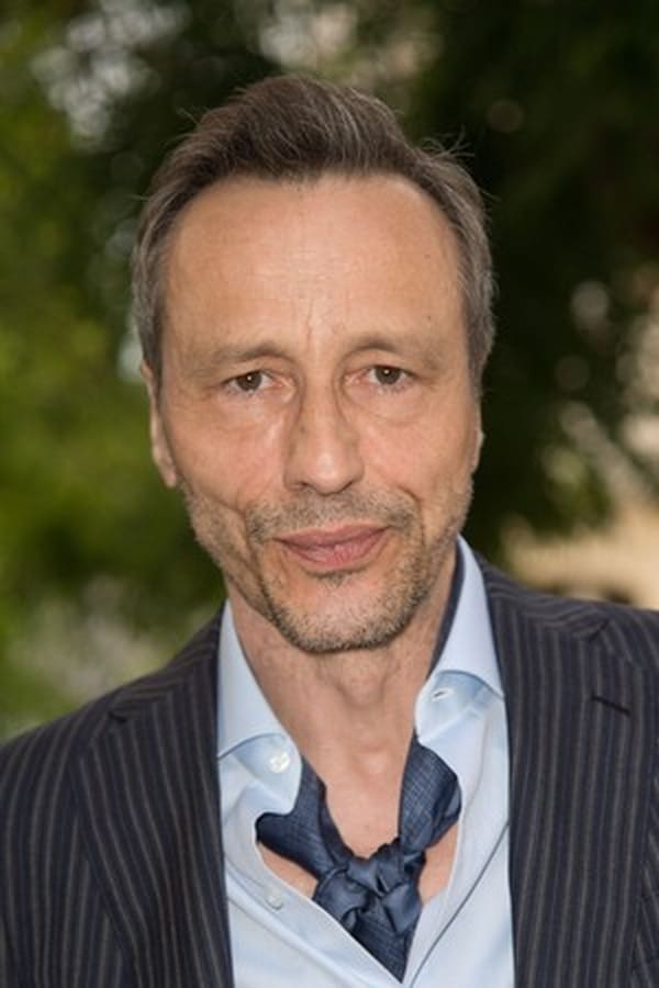 Michael Wincott.jpg