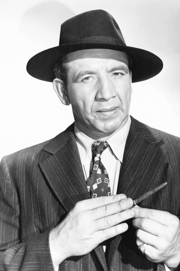 Mike Mazurki.jpg