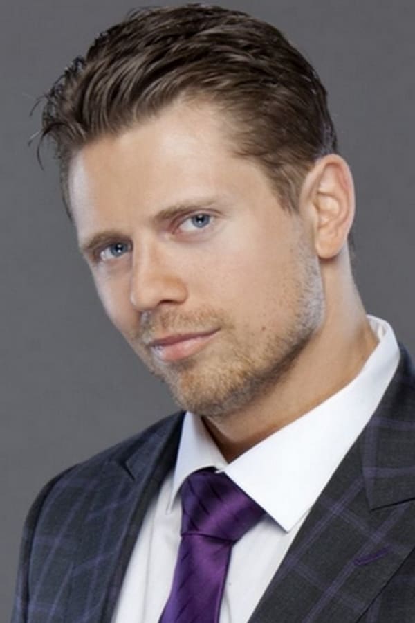 Mike Mizanin.jpg