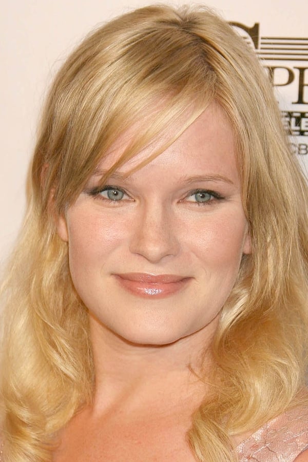 Nicholle Tom.jpg