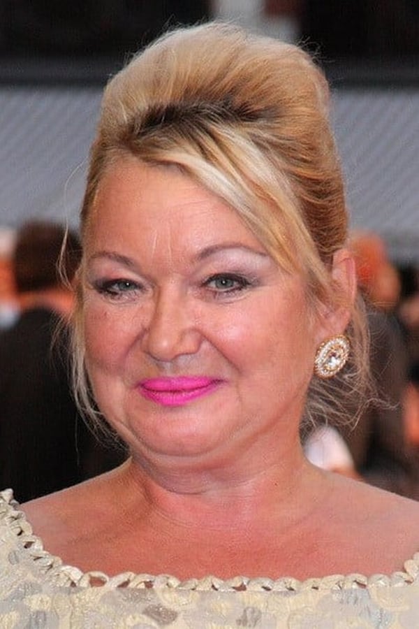 Nicola Duffett.jpg