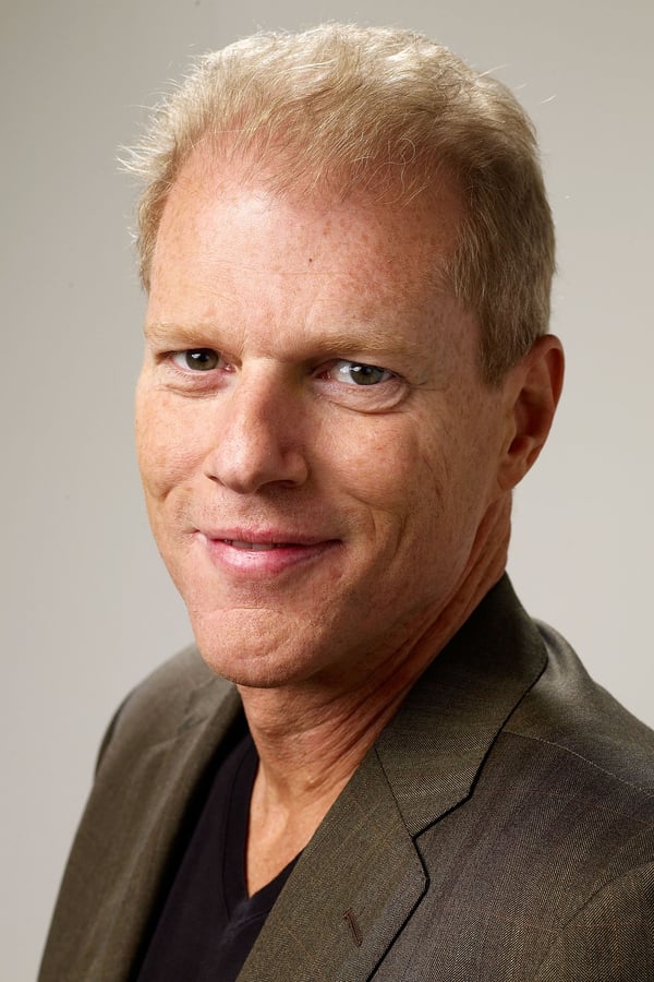 Noah Emmerich.jpg