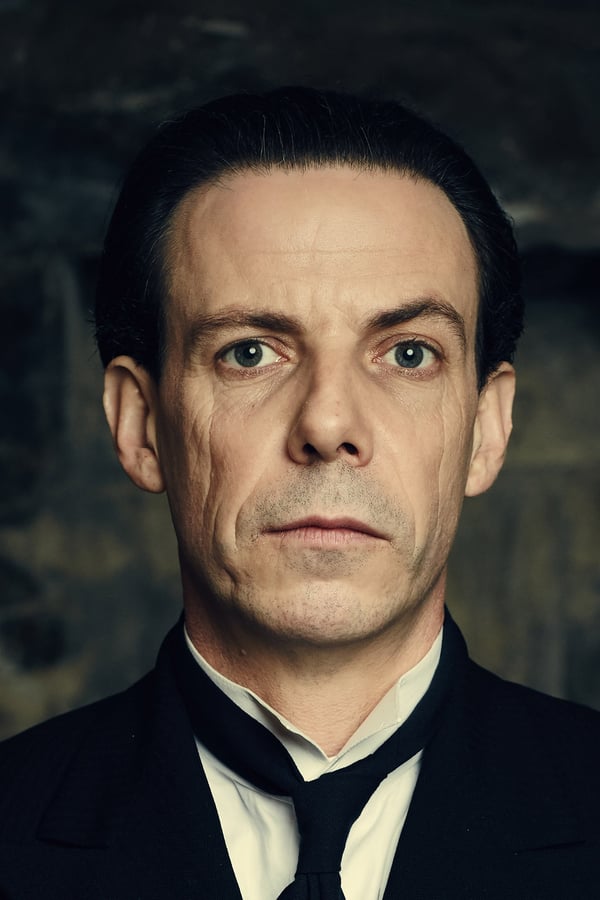 Noah Taylor.jpg