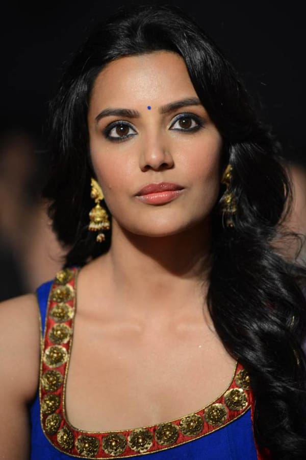 Priya Anand.jpg