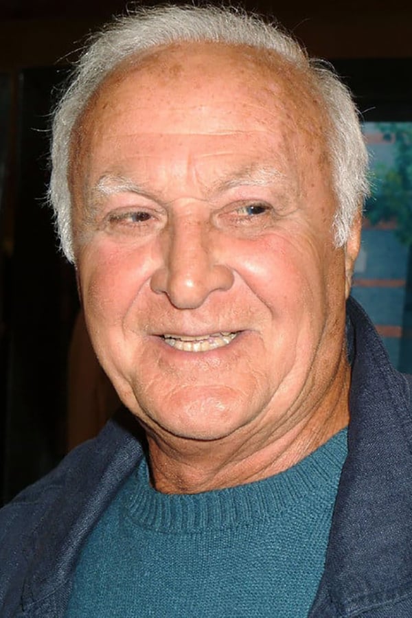 Robert Loggia.jpg